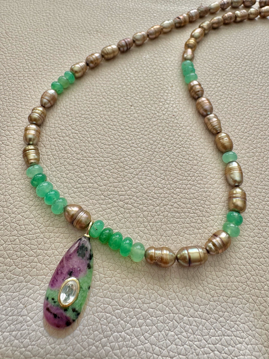 Cool and unique bronze freshwater pearl necklace with chrysoprase