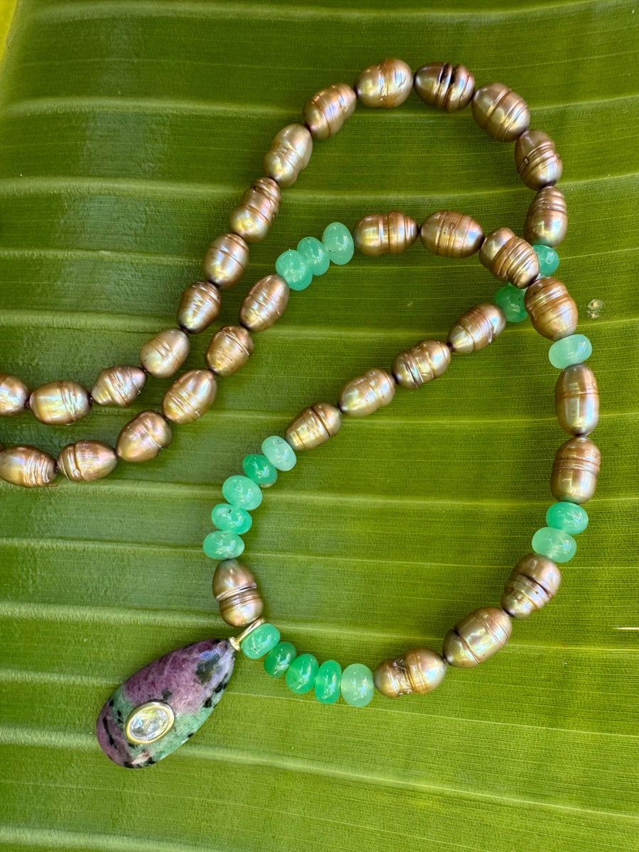Cool and unique bronze freshwater pearl necklace with chrysoprase
