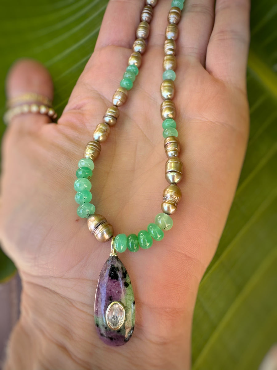 Cool and unique bronze freshwater pearl necklace with chrysoprase